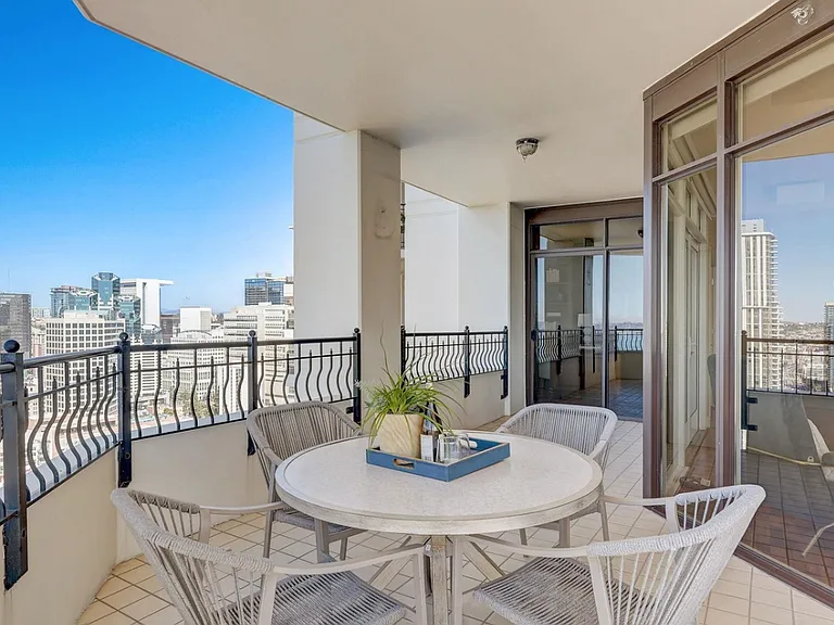 700 W Harbor Dr W #2902 — Photo 48