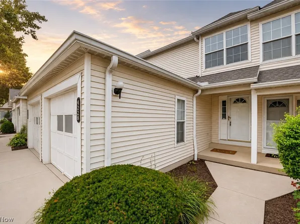 4228 River Ridge Dr, Cleveland, OH 44109