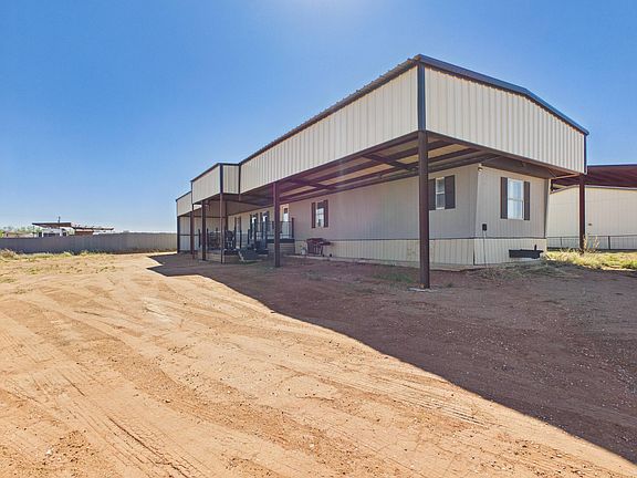 3rd image of 2451 Hunter Cir