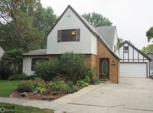914 N Minnesota St, Algona, IA 50511