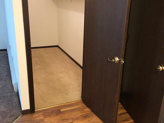 4th image of 1913 Stonebridge Dr APT 1D