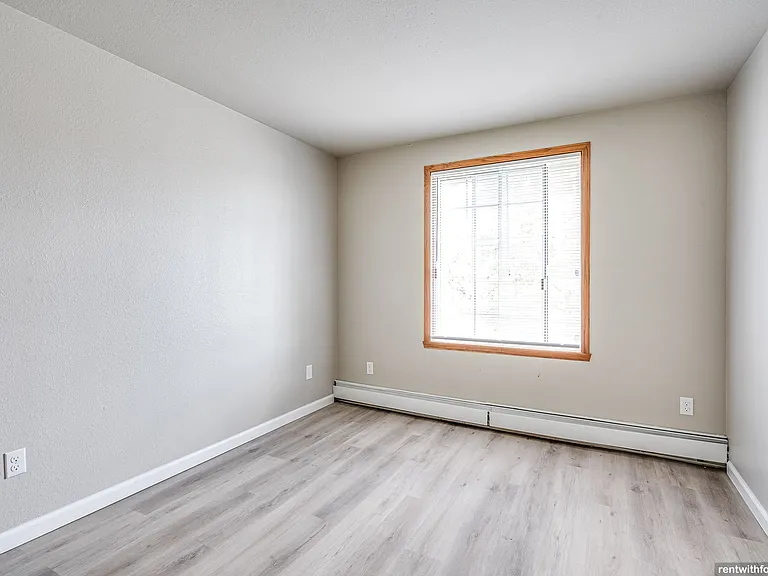 432 N Peters Ave — Photo 35