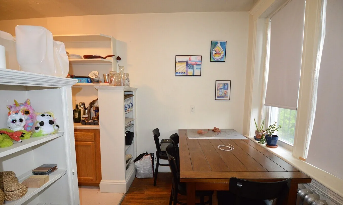 Studio, $2,275 — Photo 2