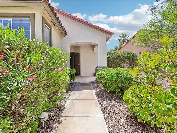 4th image of 3029 Paseo Hills Way