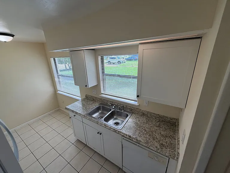 11608 Anjali Ct — Photo 6