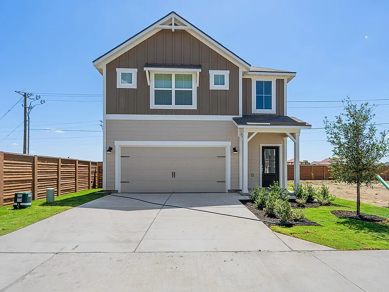 128 Desert Hare Dr — Photo 1
