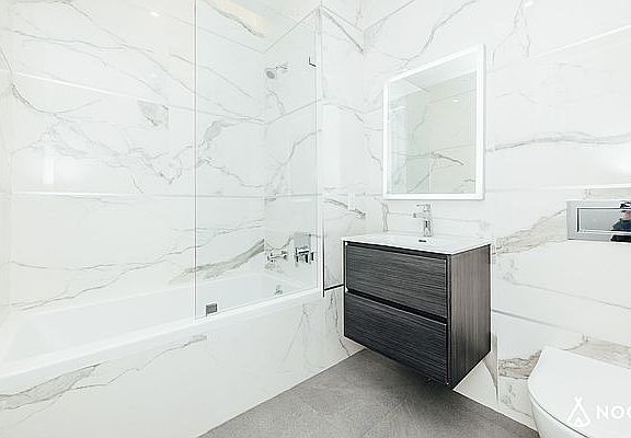 4th image of 329 Gates Ave APT 206