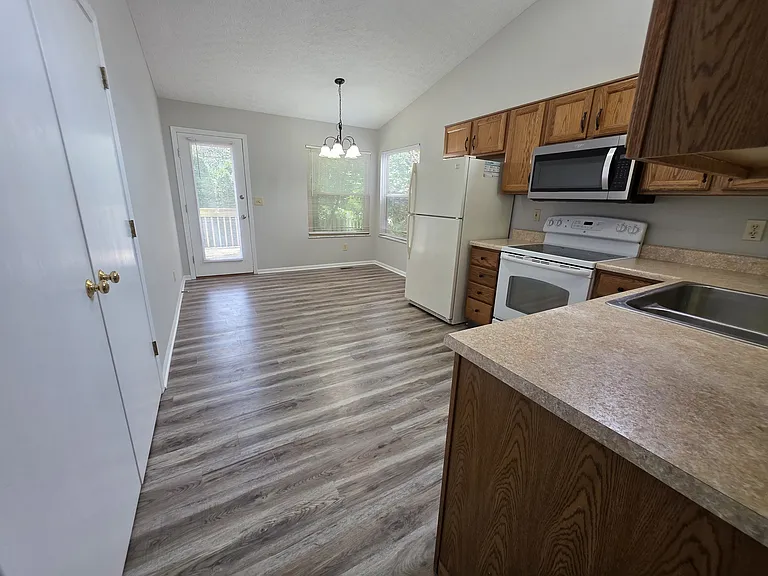 7253 Fablegate Ct — Photo 8