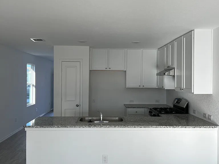 4242 Osmosis Dr — Photo 5