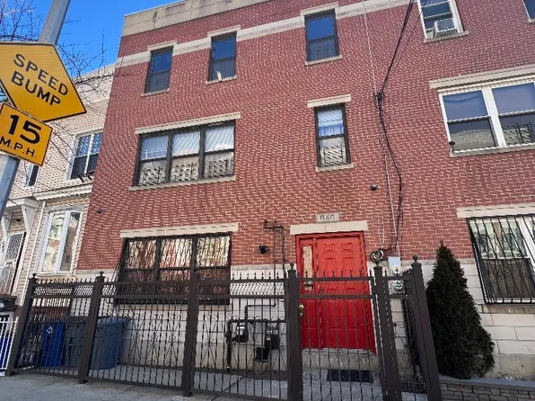 646 Saint Anns Avenue, Bronx, NY 10455