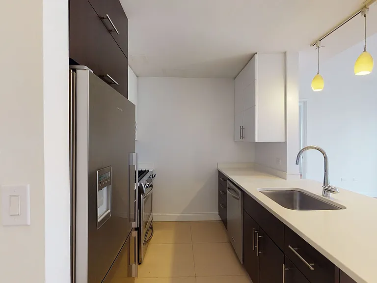 805 Columbus Ave #4D — Photo 3