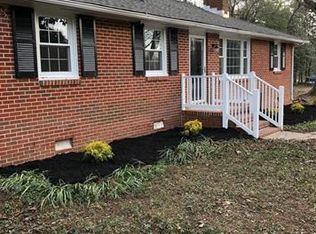 1305 Knollwood Dr, North Chesterfield, VA 23235