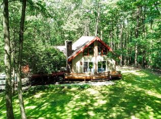 21 Hurst Rd, Schuylkill Haven, PA 17972