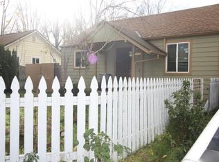 9524 NE Gertz Cir, Portland, OR 97211