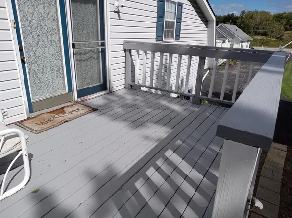 8382 Leavitt Rd #B, Amherst, OH 44001