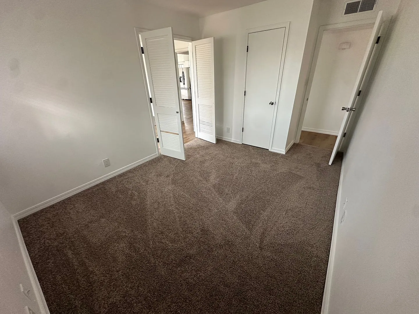 5708 Tioga Road NW — Photo 3