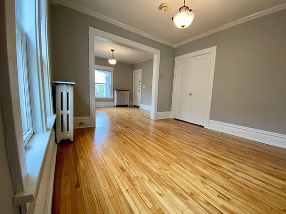 2nd image of 2643 Lyndale Ave S #4