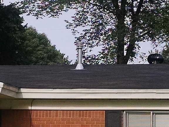 4th image of 221 W Circle Dr
