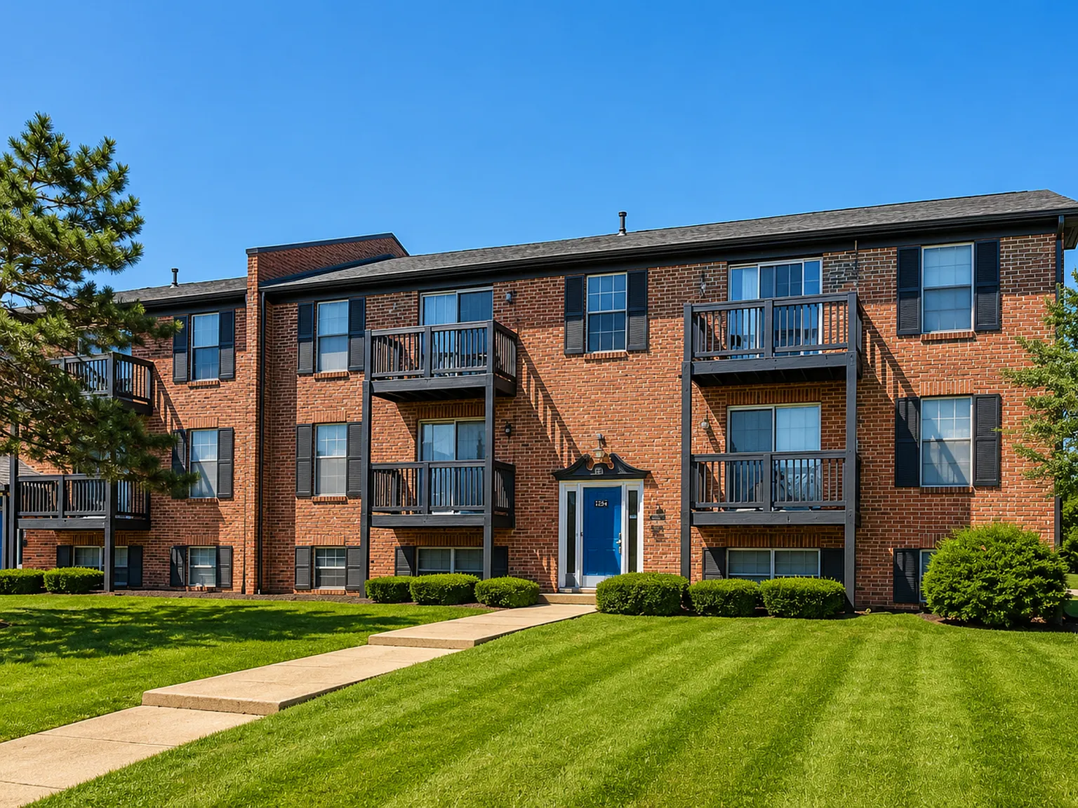 Lenexa Crossing Apartments — Photo 2