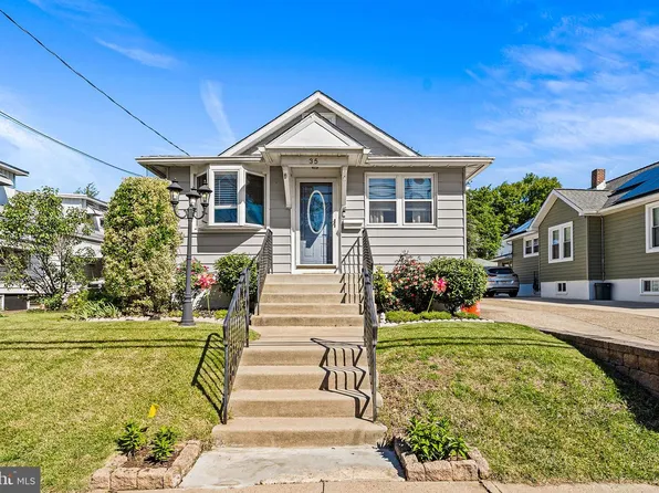 35 E Kraft Ave, Oaklyn, NJ 08107