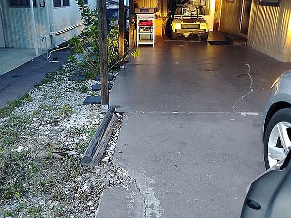 3rd image of 126 Tara Dr
