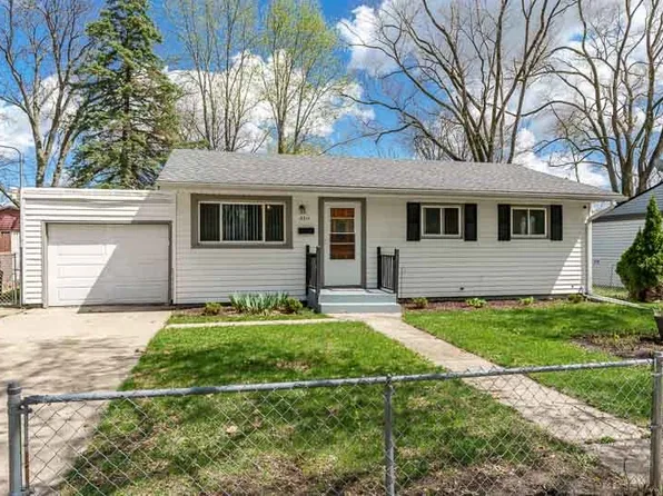 3311 Hanover Dr, Rockford, IL 61101