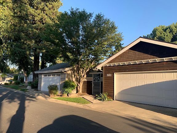 2nd image of 1521 E Castlecrest Ave