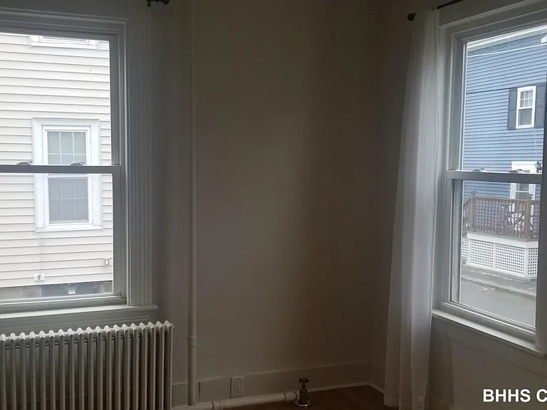 7 Shawmut Ter #1 — Photo 11