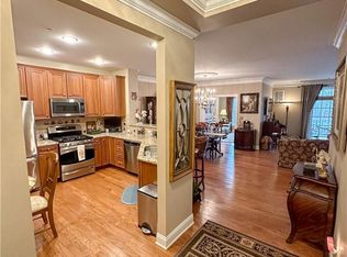 233 Regency Dr, Fishkill, NY 12524