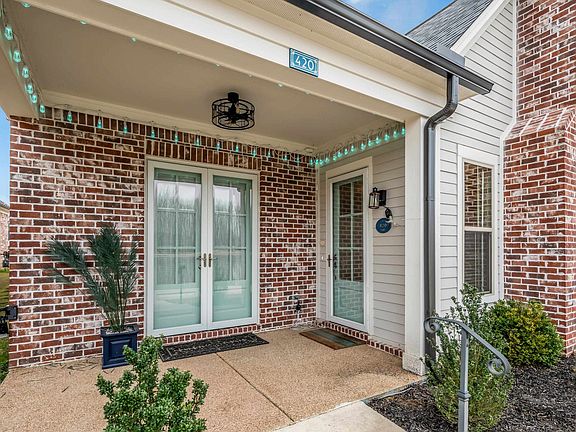 4th image of 420 Valley Forge Ln