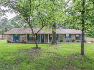 102 Dennard Dr, Longview, TX 75605