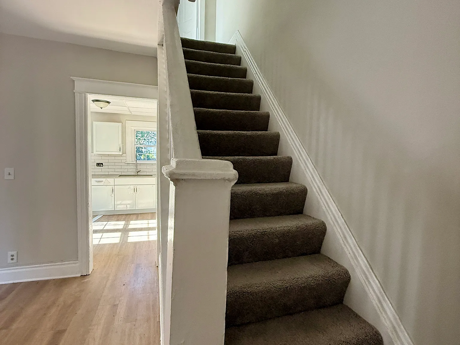 3 bed, $1,650 — Photo 4