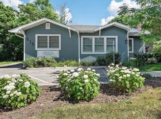 515 W Roosevelt Rd, Wheaton, IL 60187