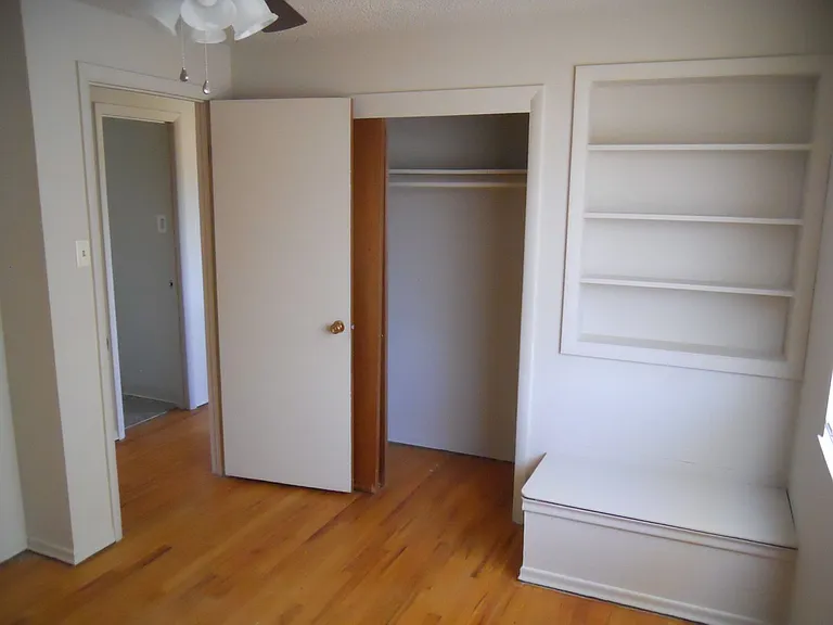 3808 Elmwood Cir — Photo 8