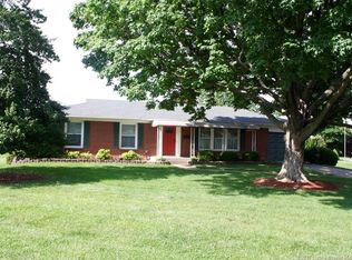 317 Ellen Ct, New Albany, IN 47150