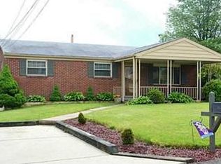 536 Meadowvale Dr, Cheswick, PA 15024