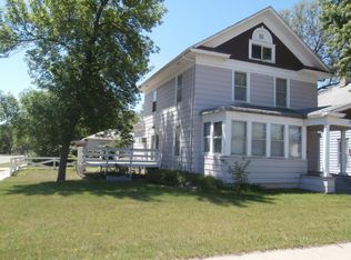 560 3rd St SE, Huron, SD 57350