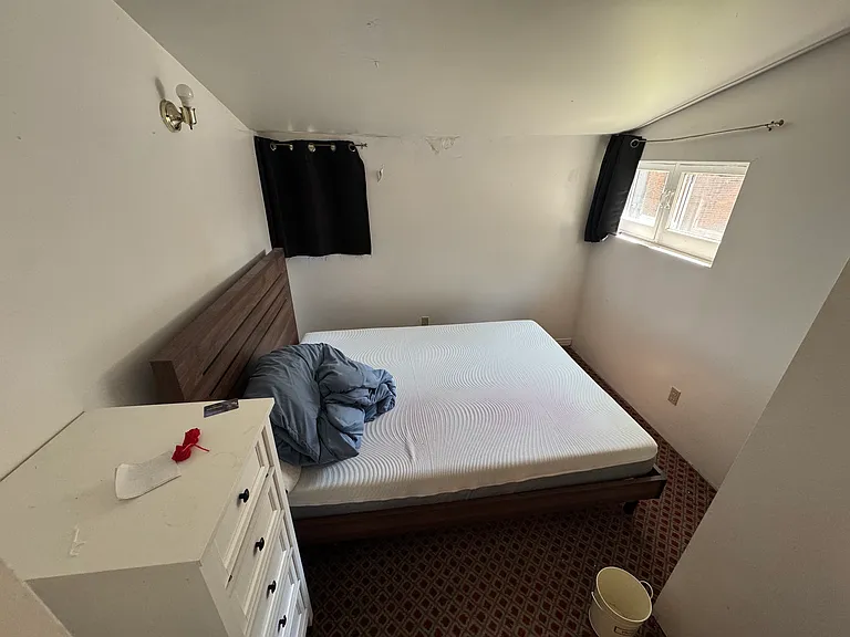 125 King St E — Photo 11