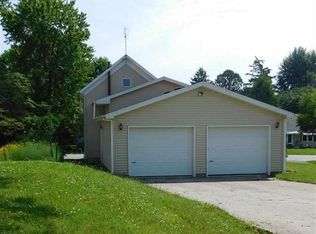 806 N Lafontaine St, Huntington, IN 46750