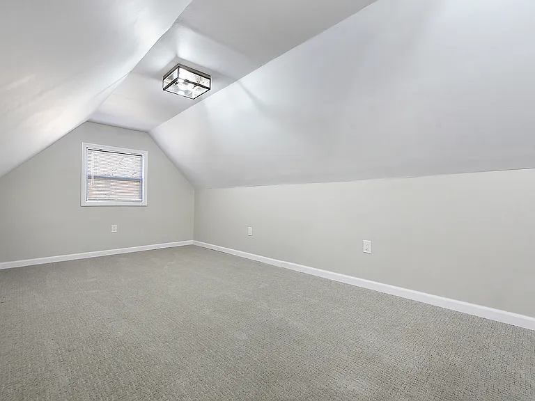 440 Ruxton St — Photo 24