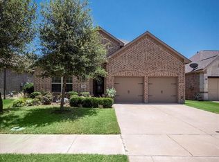 1008 Edgefield Ln, Forney, TX 75126