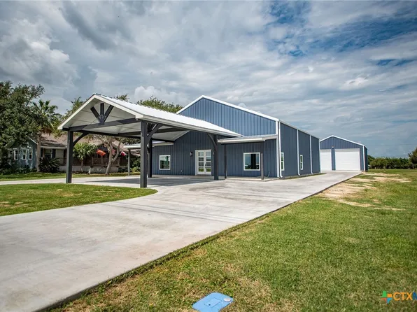2062 W Harrison Ave, Port O Connor, TX 77982