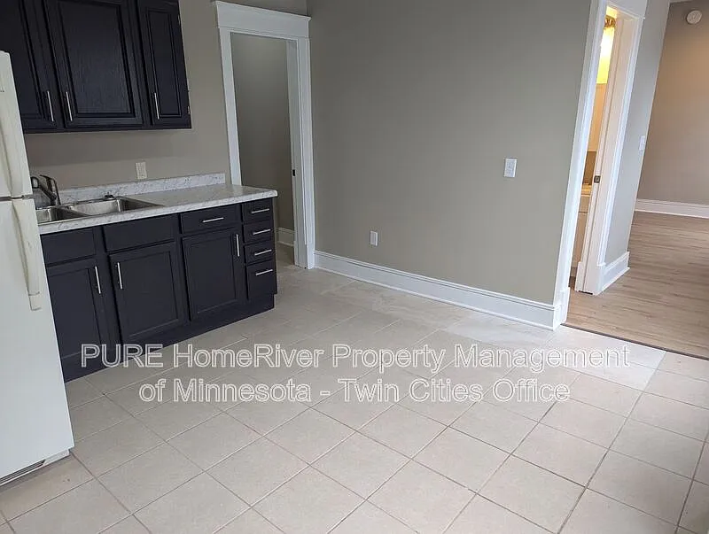 1 bed, 1.0 bath, $1,199 — Photo 2