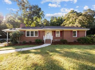 615 Paris St, Graham, NC 27253