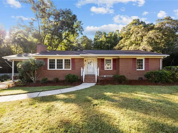 615 Paris St, Graham, NC 27253