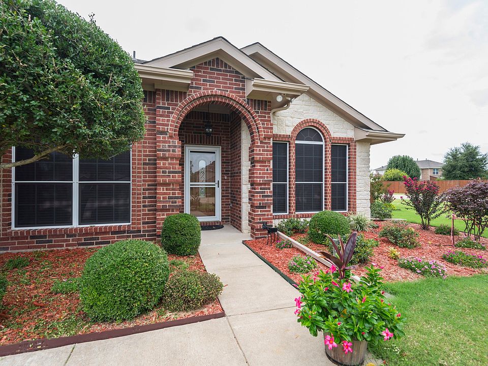 1st image of 3030 Stoney Hollow Ln