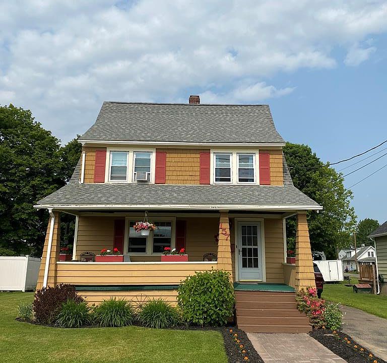 1st image of 157 Kingsbury Ave