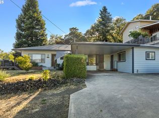 1842 NW Dogwood St, Roseburg, OR