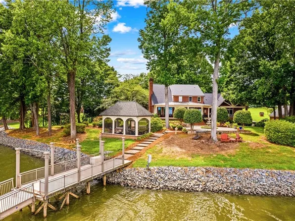 810 Fox Hollow Ln, Salisbury, NC 28146