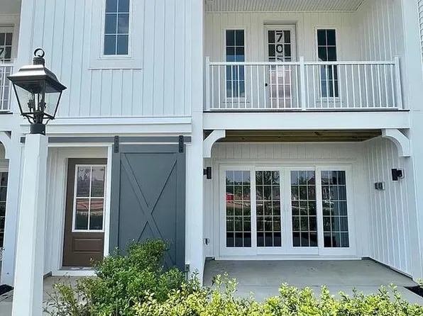 3232 Parade St, Mechanicsburg, PA 17055